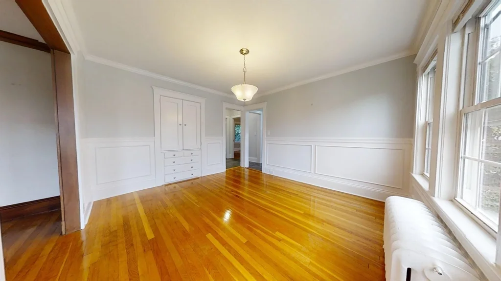 3 bed, 1 bath apartment for rent at 11 Winslow Rd Unit 11, Belmont — photo 9 of 14