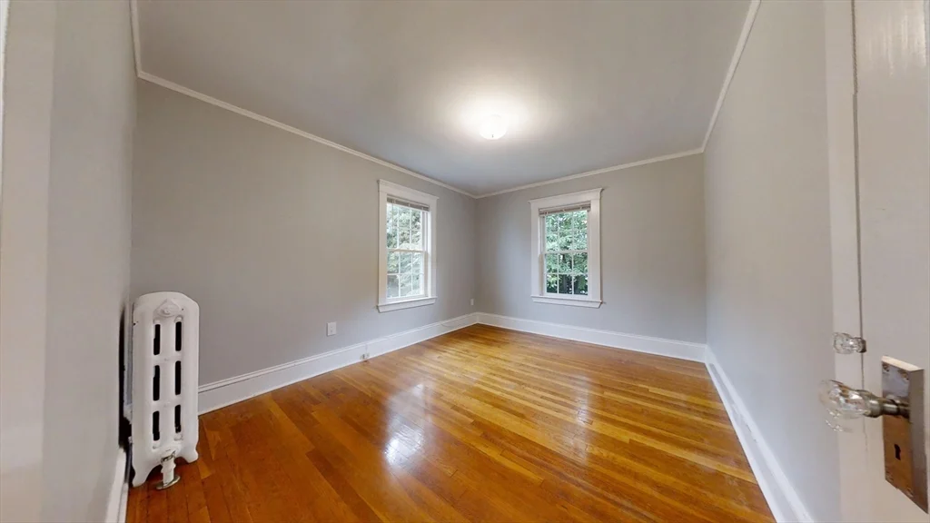 3 bed, 1 bath apartment for rent at 11 Winslow Rd Unit 11, Belmont — photo 8 of 14