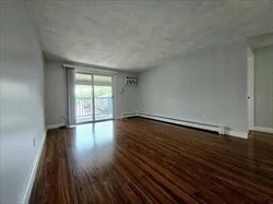 2 bed, 1 bath apartment for rent at 11 Woodcrest Ct Unit 5, Weymouth — photo 3 of 7