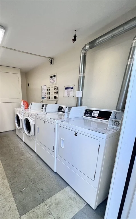 2 bed, 1 bath apartment for rent at 11 Woodcrest Ct Unit 5, Weymouth — photo 5 of 7