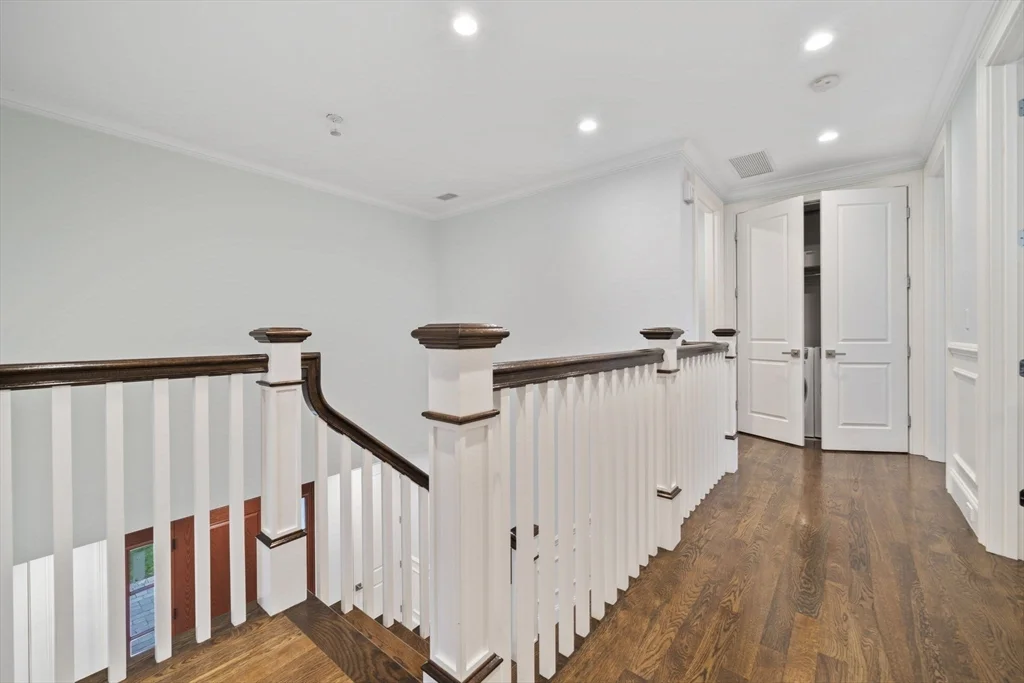 5 bed, 4+ bath apartment for rent at 11 Woodhaven Rd, Waban — photo 33 of 42