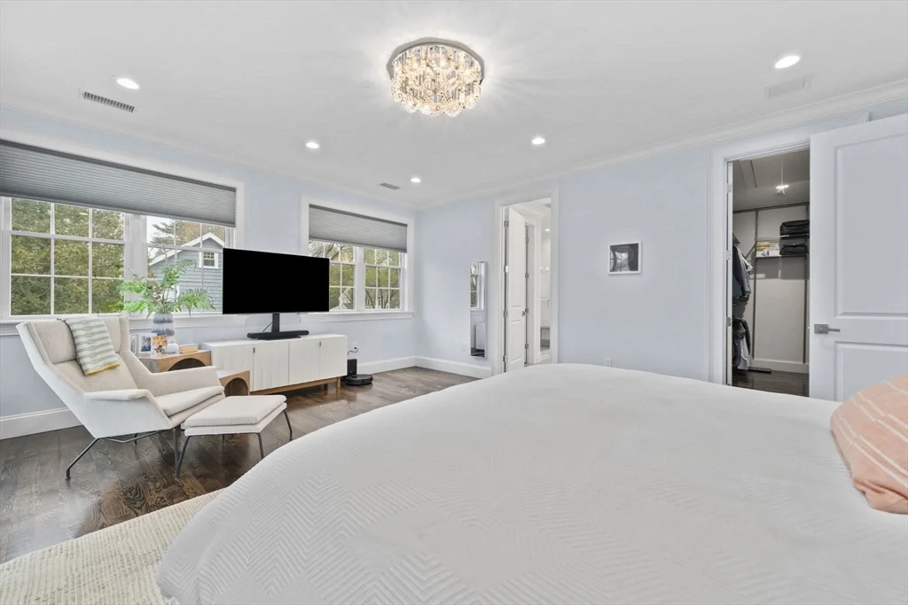 5 bed, 4+ bath apartment for rent at 11 Woodhaven Rd, Waban — photo 18 of 42