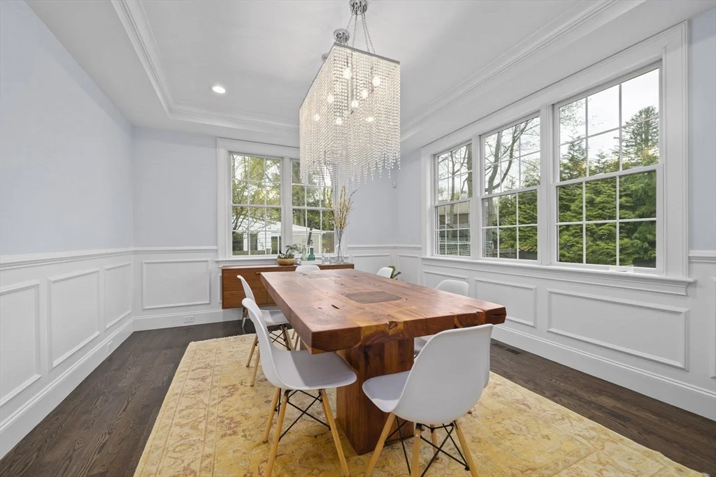 5 bed, 4+ bath apartment for rent at 11 Woodhaven Rd, Waban — photo 12 of 42