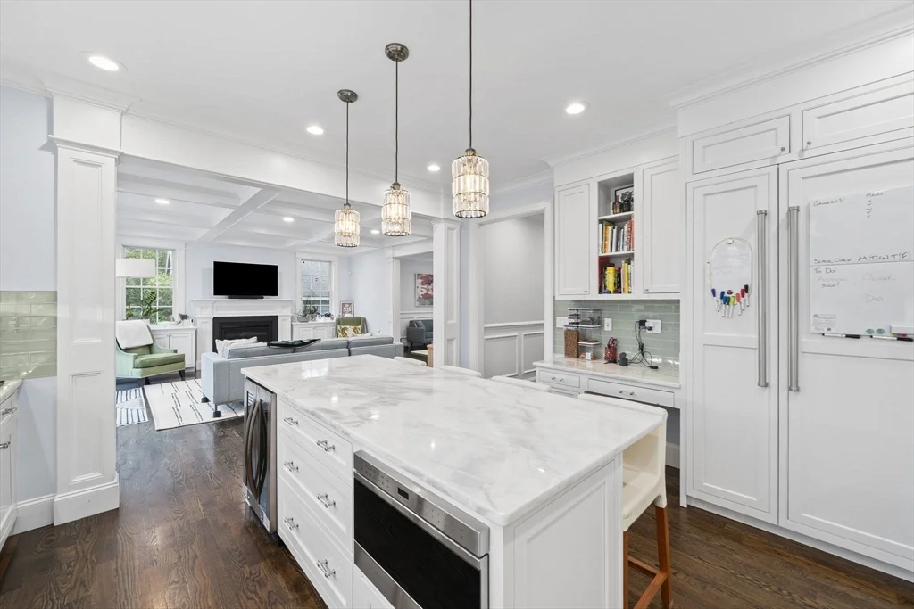 5 bed, 4+ bath apartment for rent at 11 Woodhaven Rd, Waban — photo 8 of 42