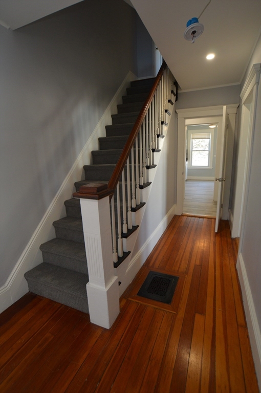 3 bed, 1 bath apartment for rent at 11 Woodland Ave Unit A, Beverly — photo 12 of 17
