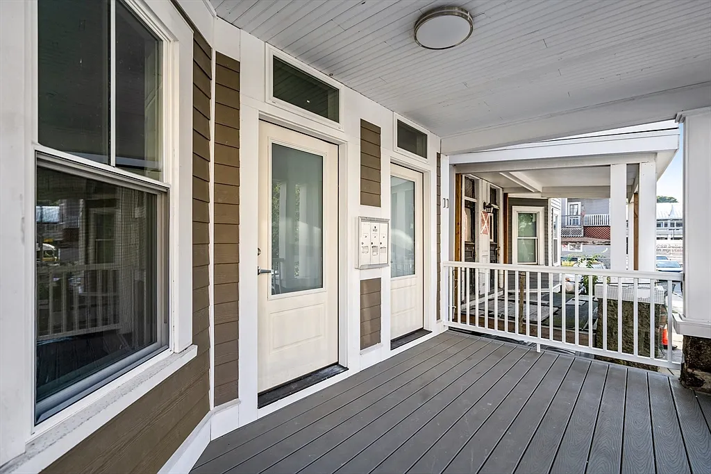4 bed, 1.5 bath apartment for rent at 11 Woodlawn St Unit 2, Jamaica Plain — photo 13 of 15