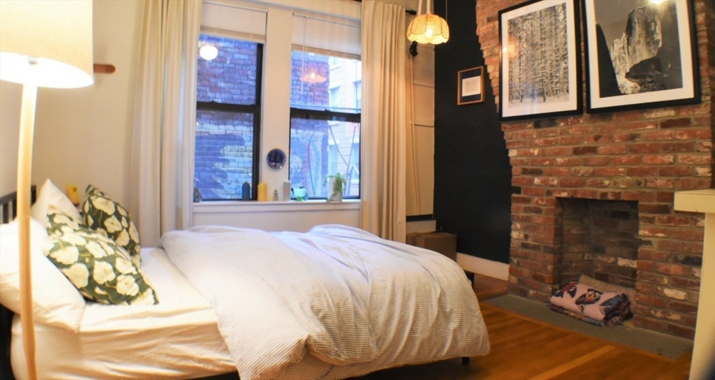 3 bed, 1 bath apartment for rent at 11 Worcester St Unit 1, Boston — photo 13 of 18