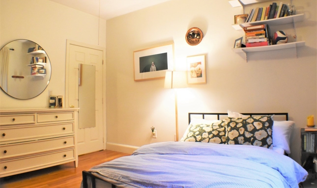 3 bed, 1 bath apartment for rent at 11 Worcester St Unit 1, Boston — photo 10 of 18