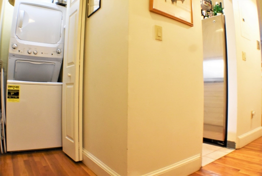 3 bed, 1 bath apartment for rent at 11 Worcester St Unit 1, Boston — photo 17 of 18