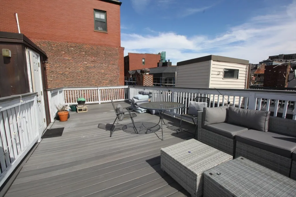 3 bed, 1 bath apartment for rent at 11 Worcester St Unit 2, South End — photo 22 of 23