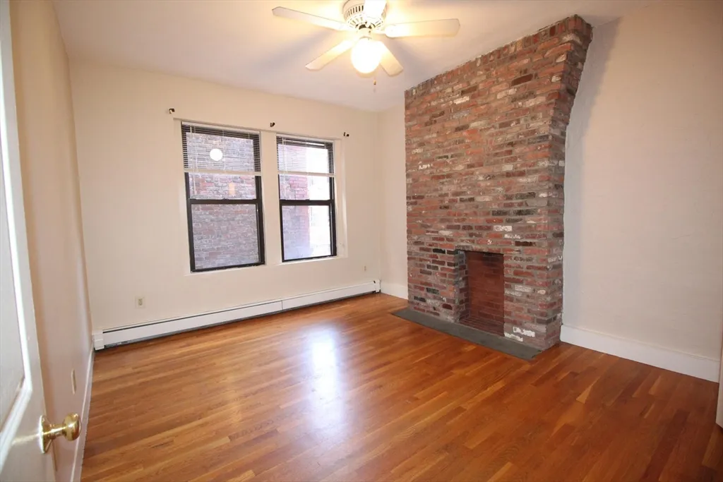 3 bed, 1 bath apartment for rent at 11 Worcester St Unit 2, South End — photo 14 of 23