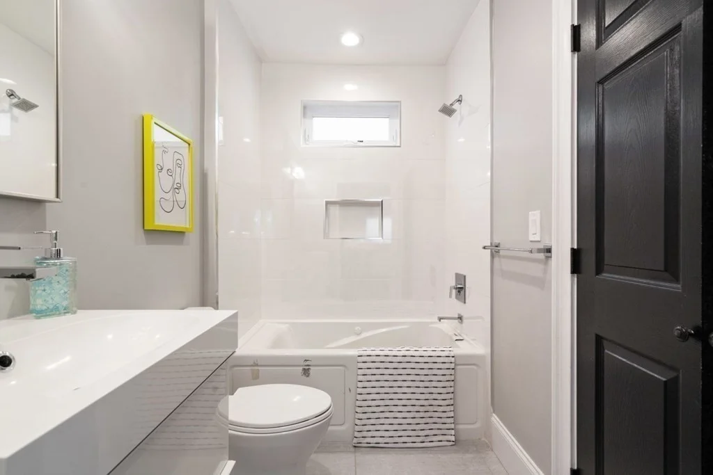 3 bed, 2 bath apartment for rent at 110 Albion St Unit 1, Spring Hill — photo 13 of 23