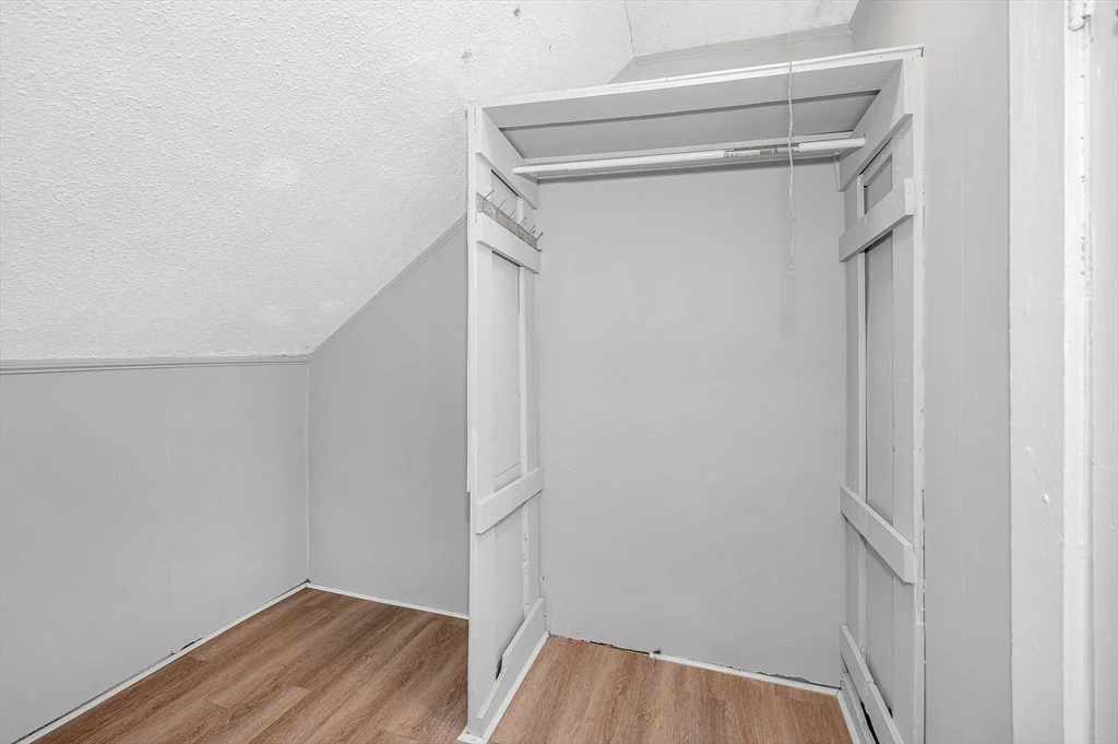 1 bed, 1 bath apartment for rent at 110 Appleton St Unit 3, Lowell — photo 10 of 11