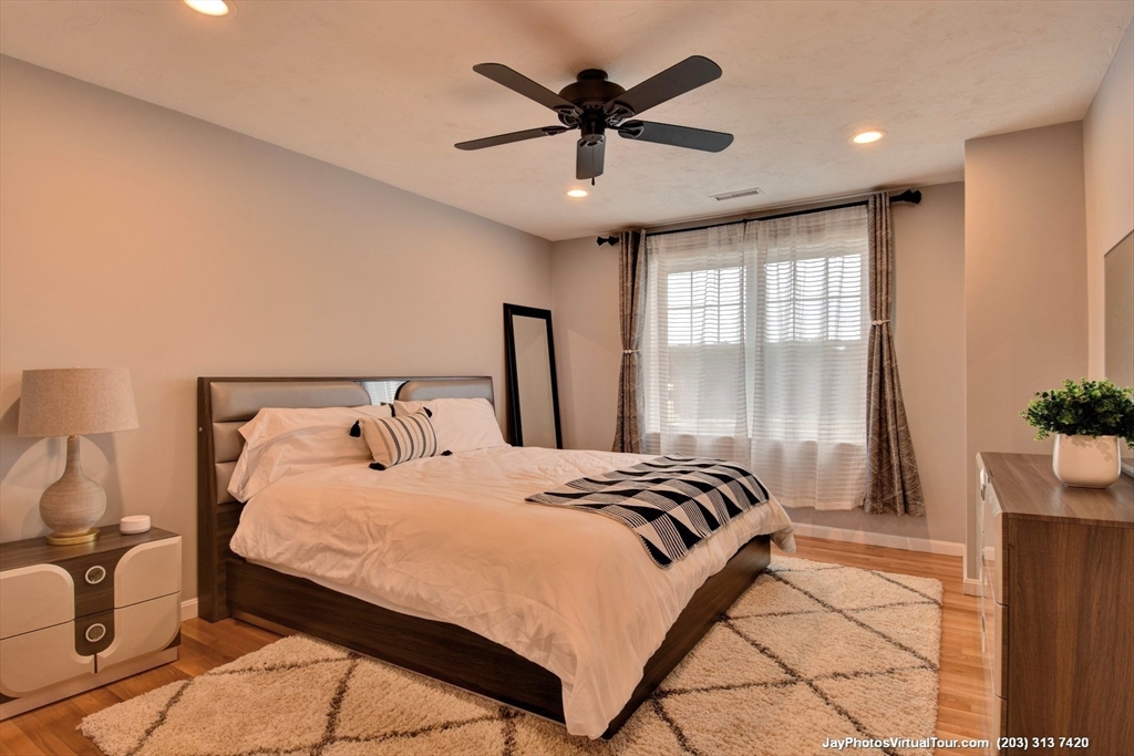4 bed, 3 bath apartment for rent at 110 Apricot St, Webster Square — photo 13 of 34