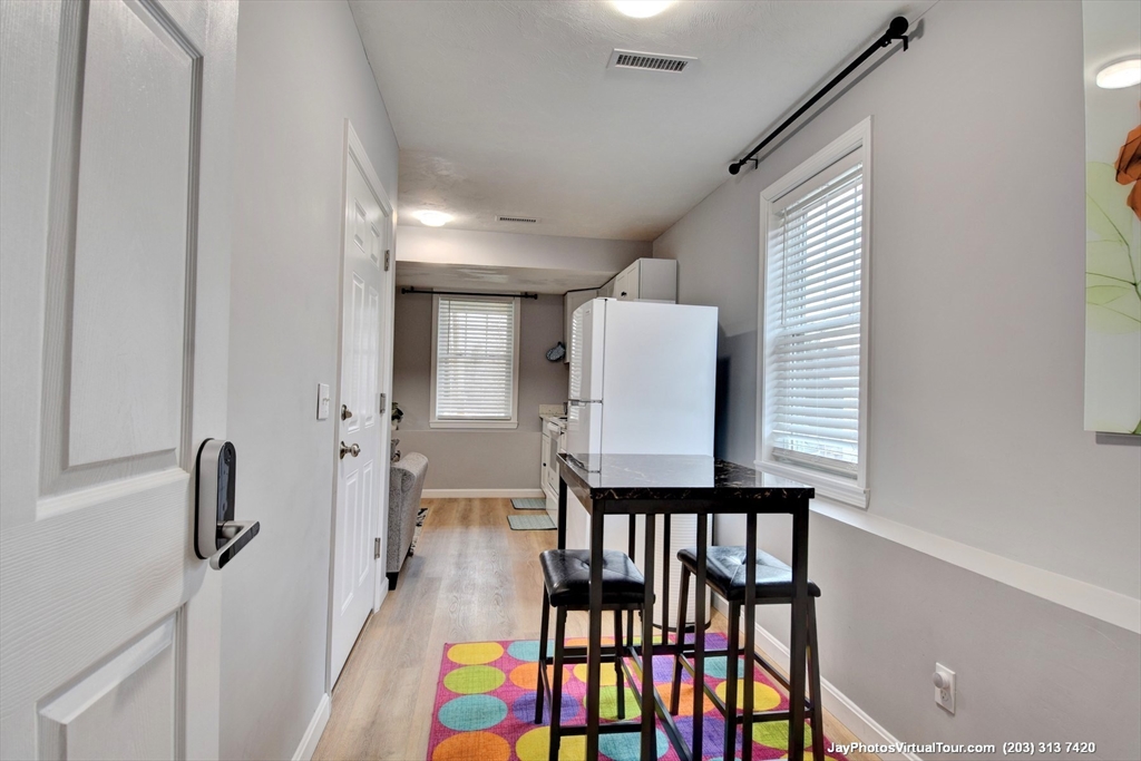 4 bed, 3 bath apartment for rent at 110 Apricot St, Webster Square — photo 27 of 34