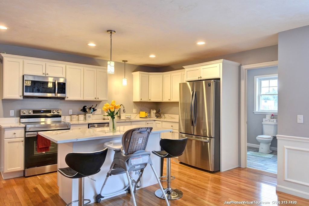 4 bed, 3 bath apartment for rent at 110 Apricot St, Webster Square — photo 5 of 34