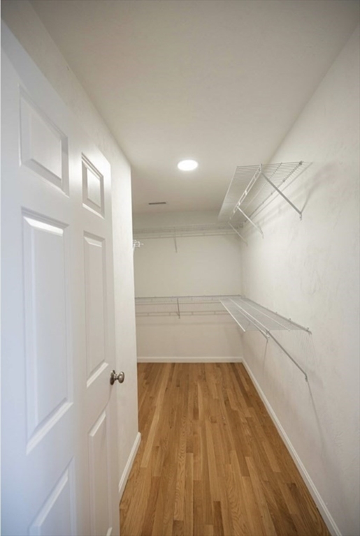 4 bed, 3 bath apartment for rent at 110 Apricot St, Webster Square — photo 17 of 34