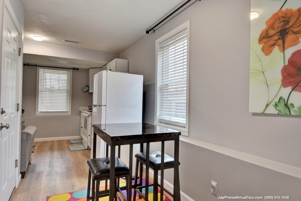 4 bed, 3 bath apartment for rent at 110 Apricot St, Webster Square — photo 28 of 34