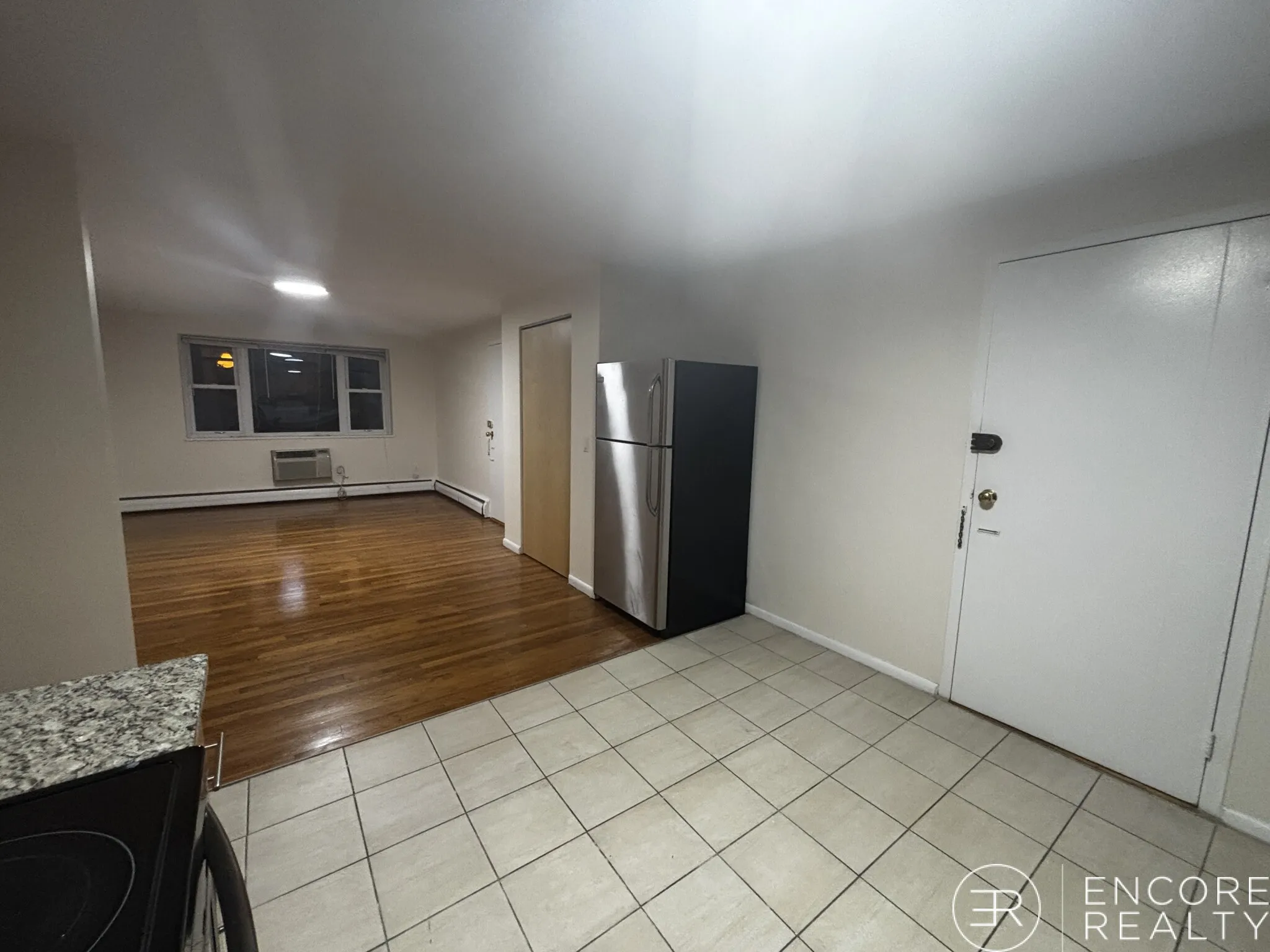 2 bed, 1 bath apartment for rent at 110 Babcock St Unit 21, North Brookline — photo 4 of 29