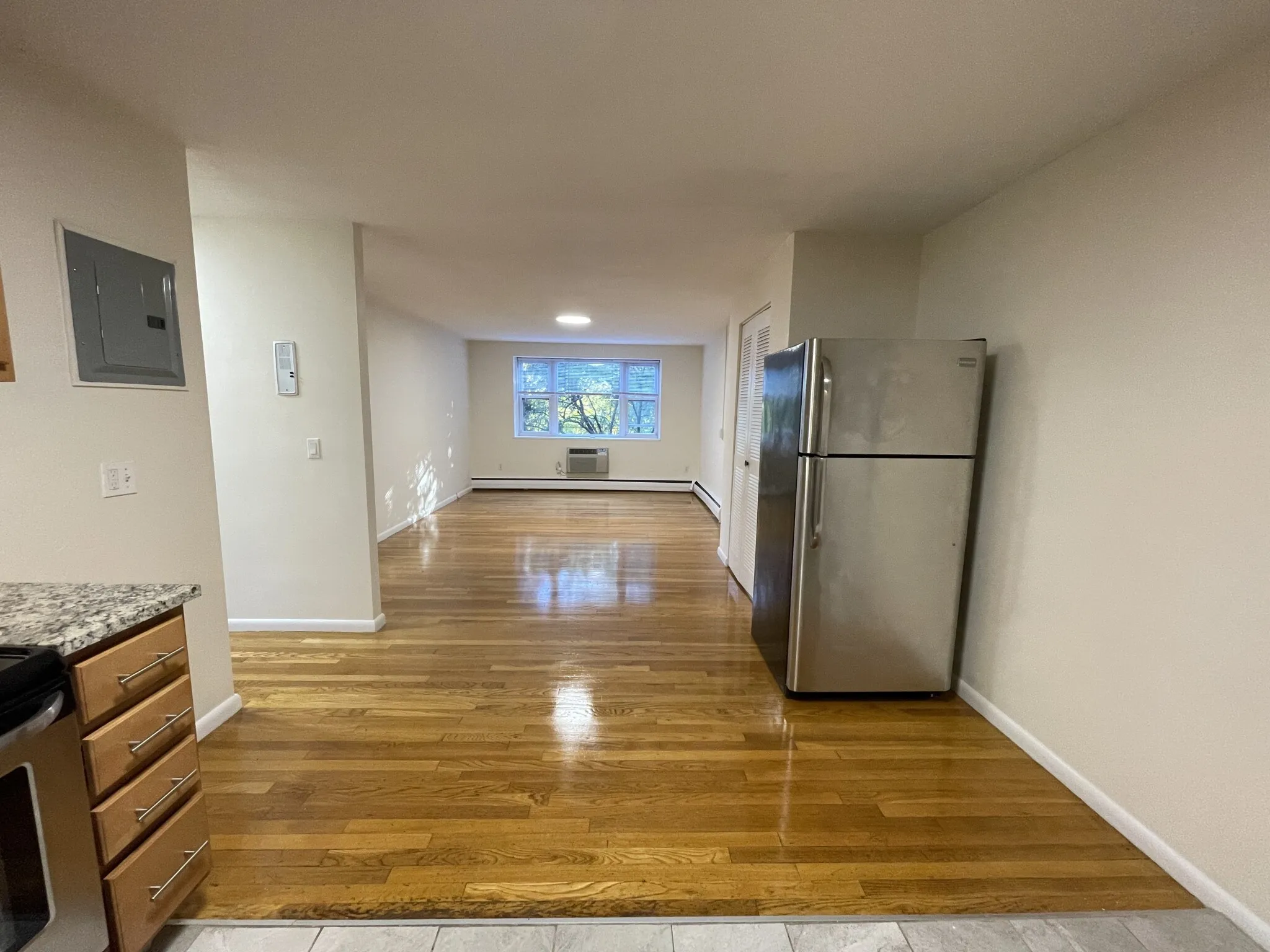 2 bed, 1 bath apartment for rent at 110 Babcock St Unit 28, Coolidge Corner — photo 2 of 14