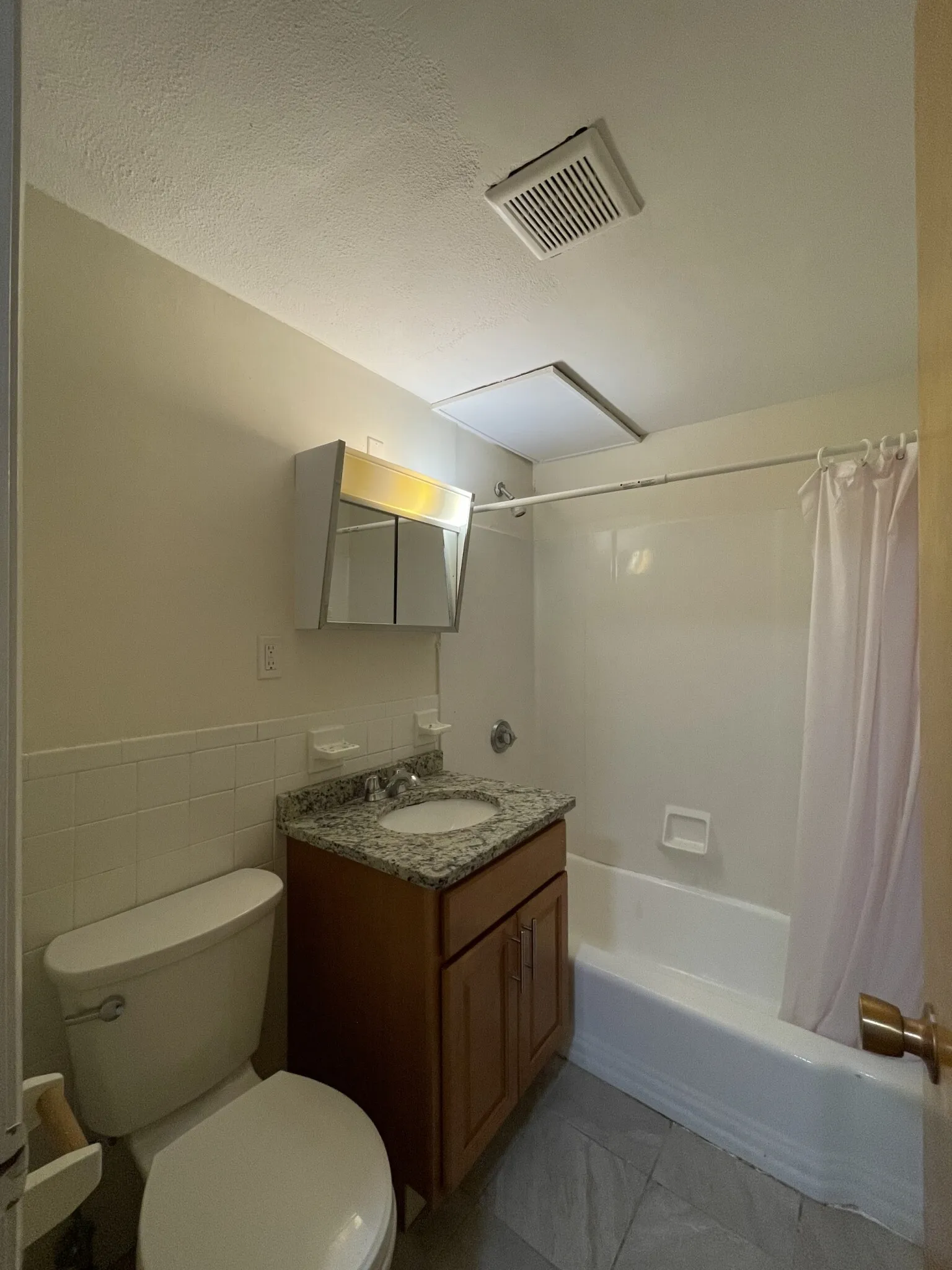 2 bed, 1 bath apartment for rent at 110 Babcock St Unit 28, Coolidge Corner — photo 9 of 14