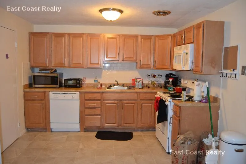 2 bed, 1 bath apartment for rent at 110 Babcock St Unit 31, North Brookline — photo 2 of 32