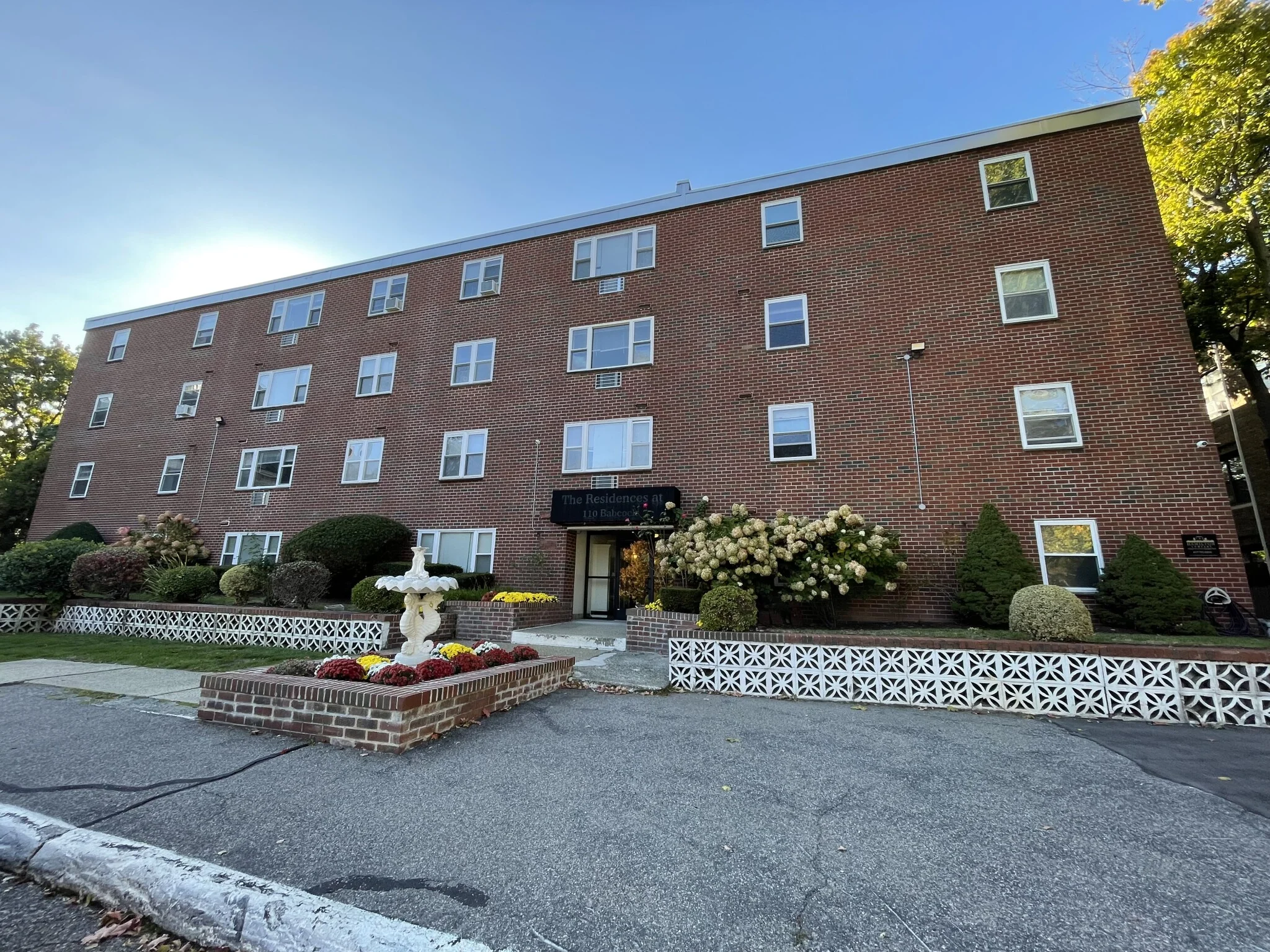 1 bed, 1 bath apartment for rent at 110 Babcock St Unit 35, Coolidge Corner — photo 8 of 9