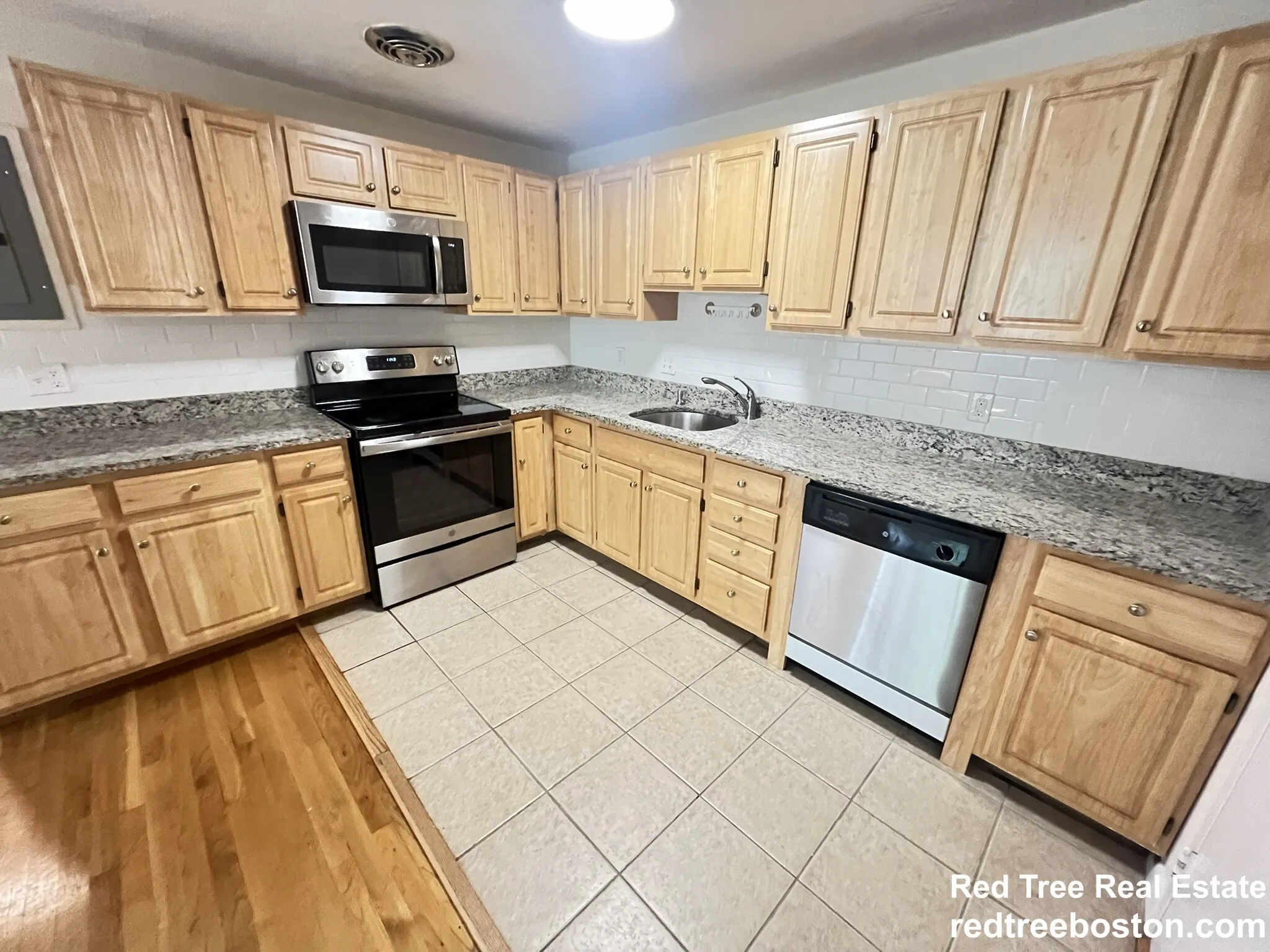 2 bed, 1 bath apartment for rent at 110 Babcock St Unit 37, North Brookline — photo 1 of 11