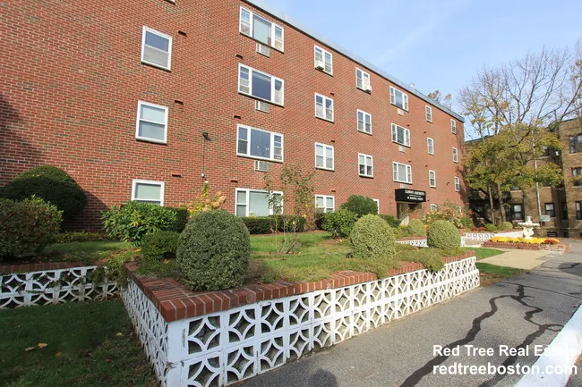 2 bed, 1 bath apartment for rent at 110 Babcock St Unit 37, North Brookline — photo 10 of 11