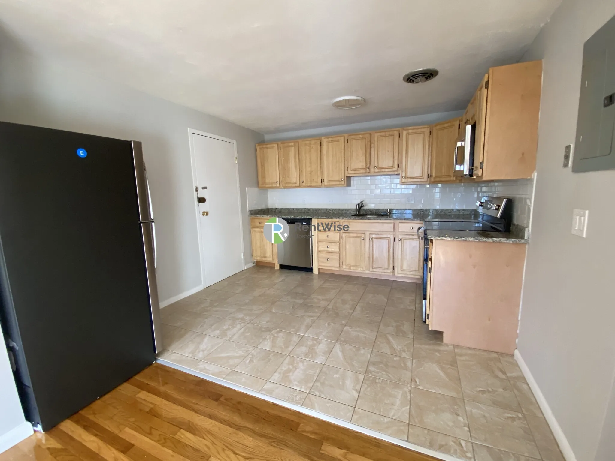 2 bed, 1 bath apartment for rent at 110 Babcock St Unit 38, North Brookline — photo 4 of 21