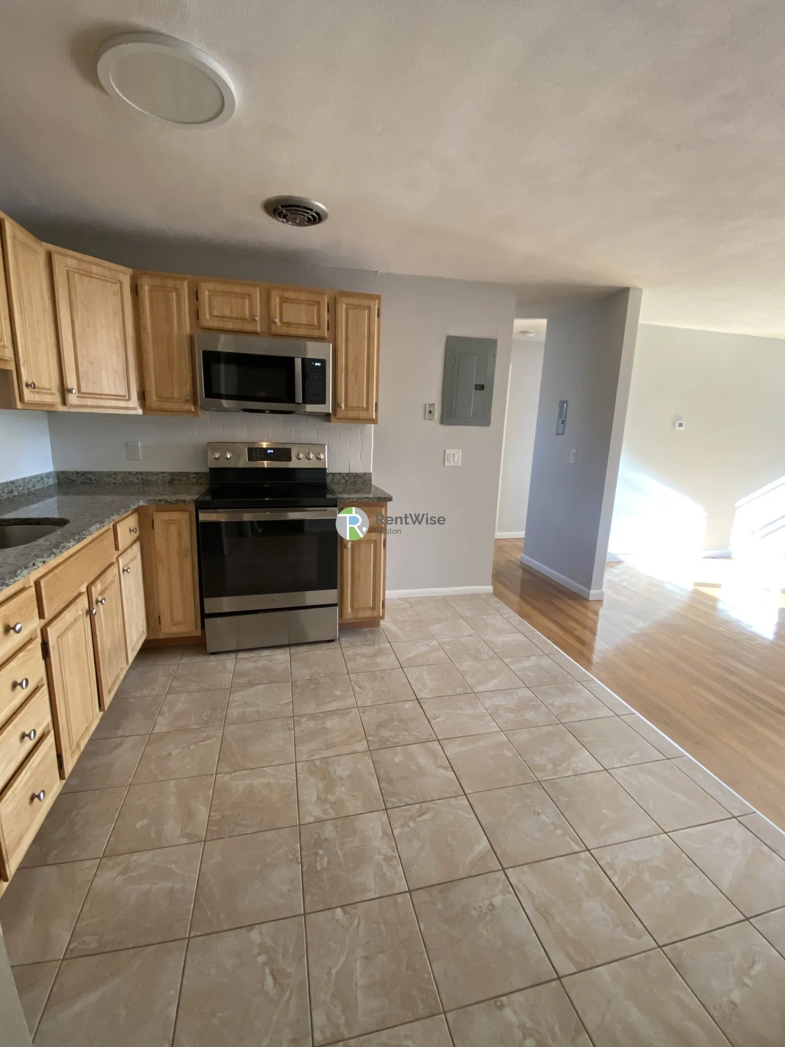 2 bed, 1 bath apartment for rent at 110 Babcock St Unit 38, North Brookline — photo 5 of 21
