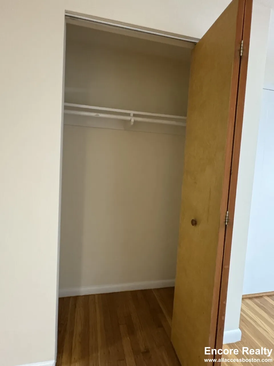 2 bed, 1 bath apartment for rent at 110 Babcock St Unit 3A, North Brookline — photo 6 of 22