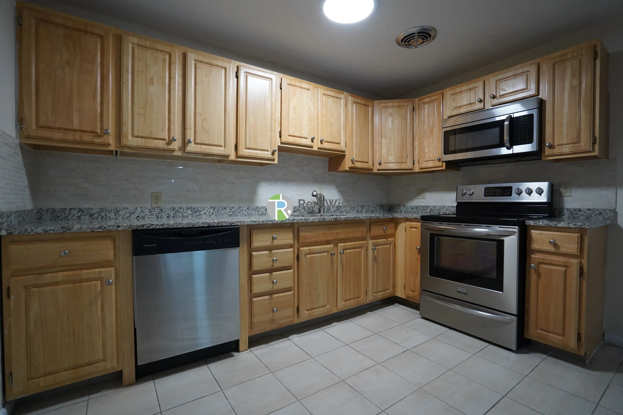 2 bed, 1 bath apartment for rent at 110 Babcock St Unit 41, North Brookline — photo 8 of 17