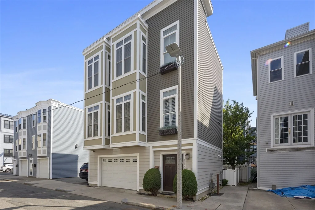 2 bed, 2 bath apartment for rent at 110 Bolton St Unit SF, South Boston — photo 1 of 18