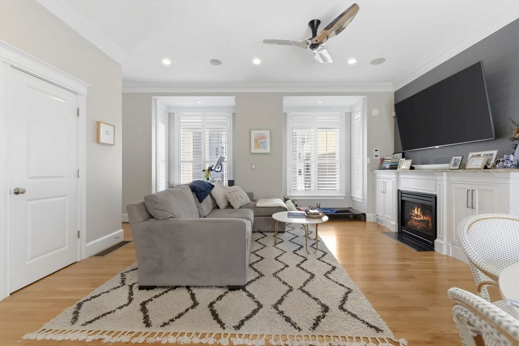 2 bed, 2 bath apartment for rent at 110 Bolton St Unit SF, South Boston — photo 3 of 18