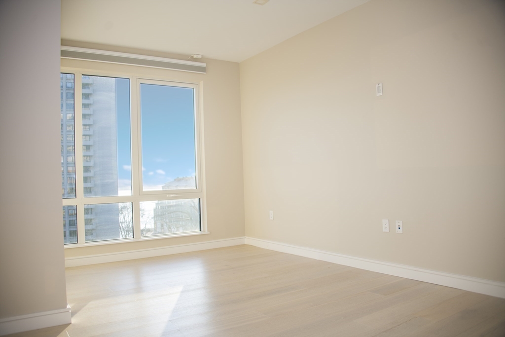 2 bed, 2 bath apartment for rent at 110 Broad St Unit 1002, Waterfront — photo 14 of 22