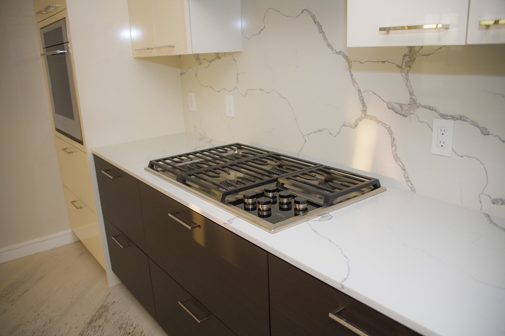 2 bed, 2 bath apartment for rent at 110 Broad St Unit 1002, Waterfront — photo 9 of 22