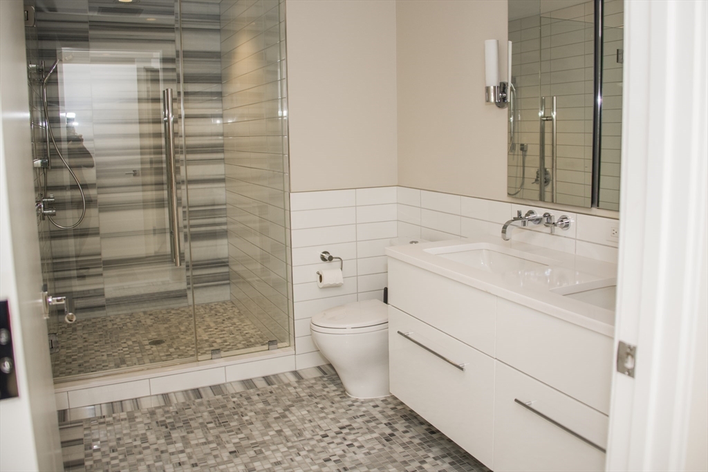 2 bed, 2 bath apartment for rent at 110 Broad St Unit 1002, Waterfront — photo 15 of 22