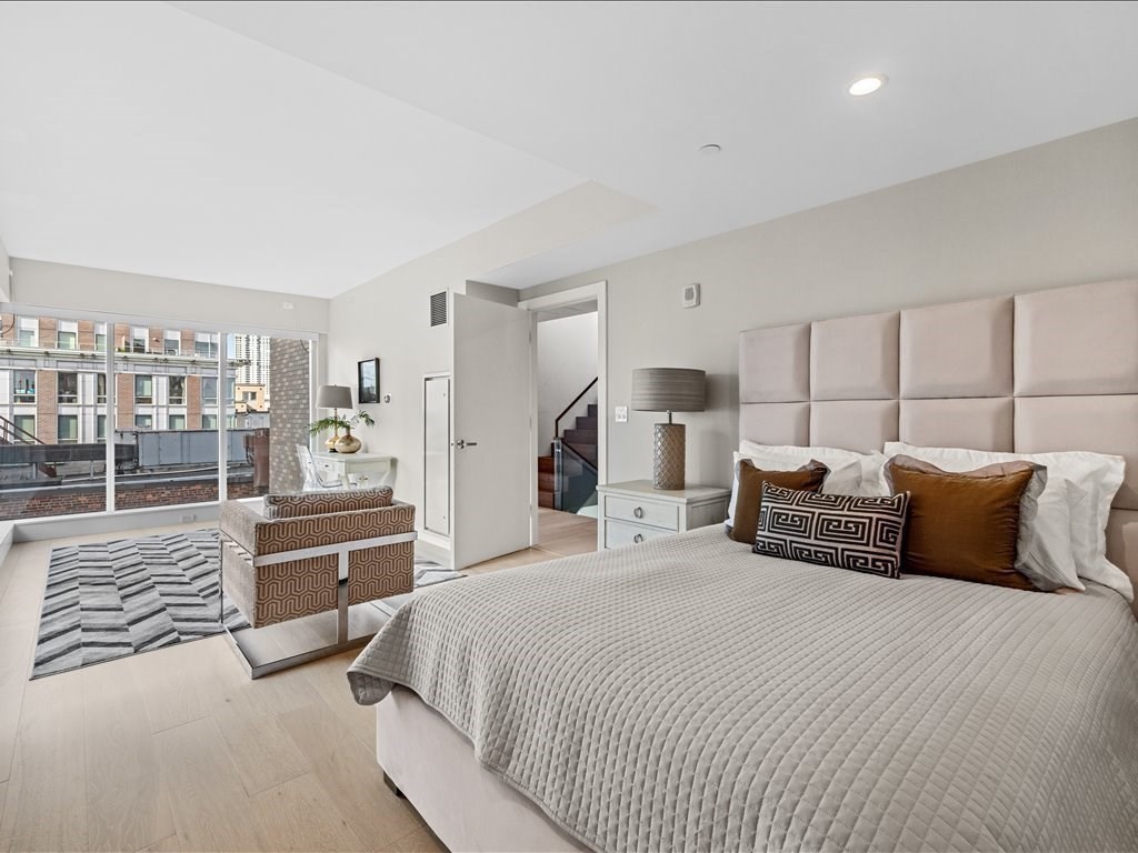 3 bed, 3 bath apartment for rent at 110 Broad St Unit 1101, Waterfront — photo 28 of 42