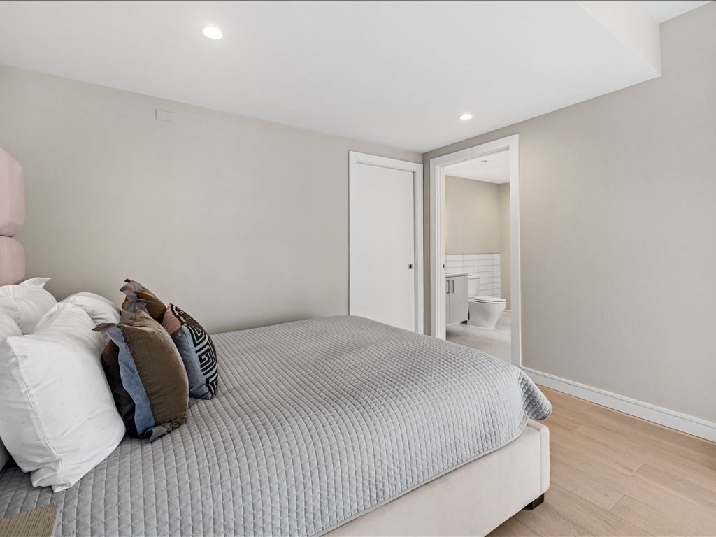 3 bed, 3 bath apartment for rent at 110 Broad St Unit 1101, Waterfront — photo 30 of 42