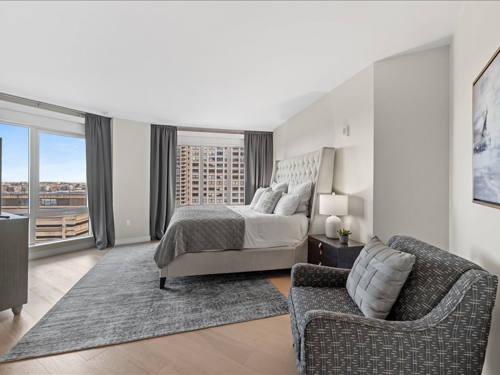 3 bed, 3 bath apartment for rent at 110 Broad St Unit 1101, Waterfront — photo 31 of 42