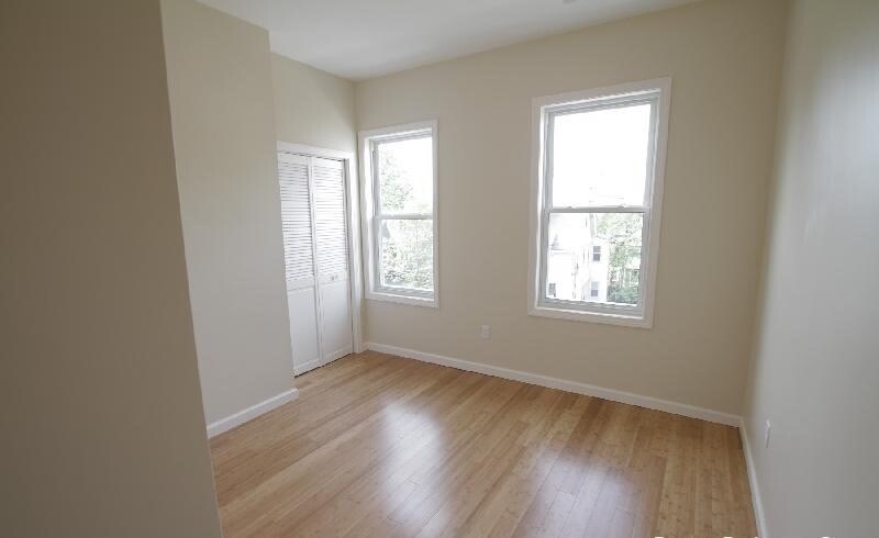 4 bed, 2 bath apartment for rent at 110 Chester St Unit 1, Allston — photo 7 of 8