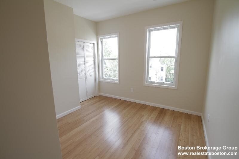 4 bed, 2 bath apartment for rent at 110 Chester St Unit 1, Allston — photo 6 of 8
