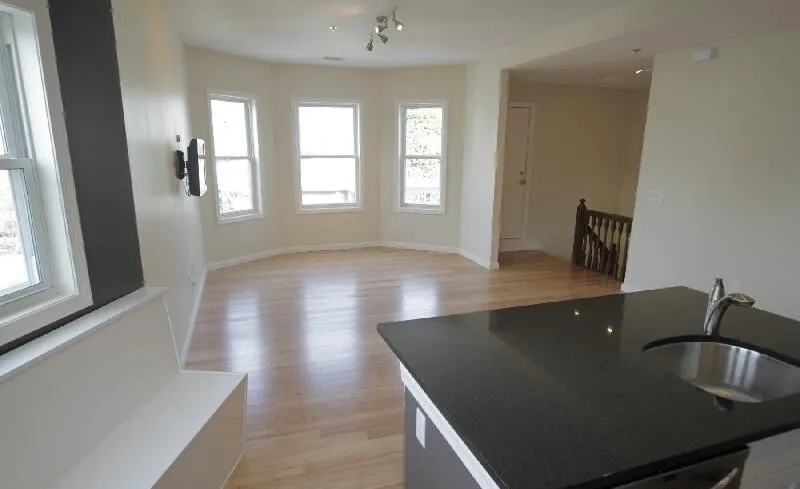 4 bed, 2 bath apartment for rent at 110 Chester St Unit 2, Allston — photo 4 of 7