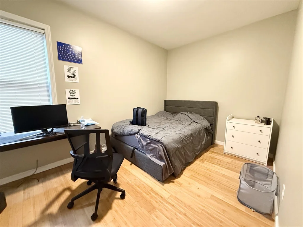 4 bed, 2 bath apartment for rent at 110 Chester St Unit 3, Allston — photo 5 of 11