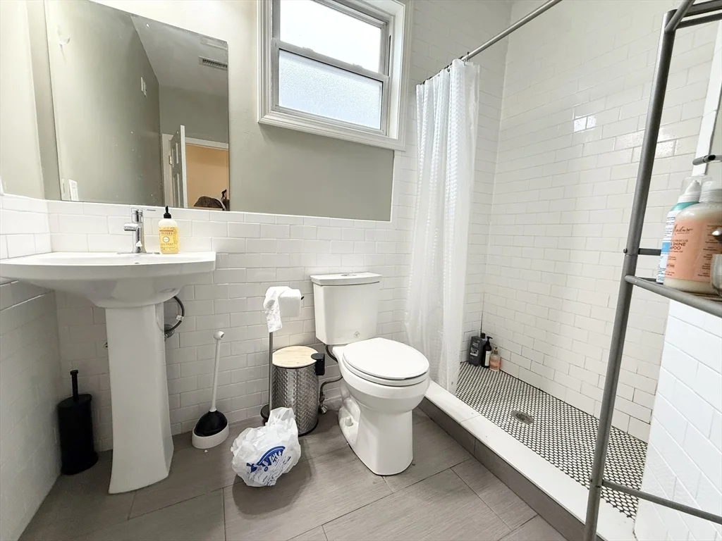 4 bed, 2 bath apartment for rent at 110 Chester St Unit 3, Allston — photo 11 of 11