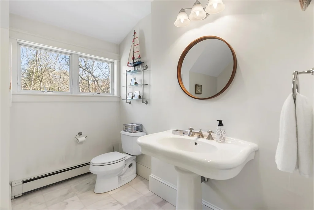 3 bed, 3 bath apartment for rent at 110 Clamshell Cove Rd Unit SF, Cotuit — photo 18 of 30