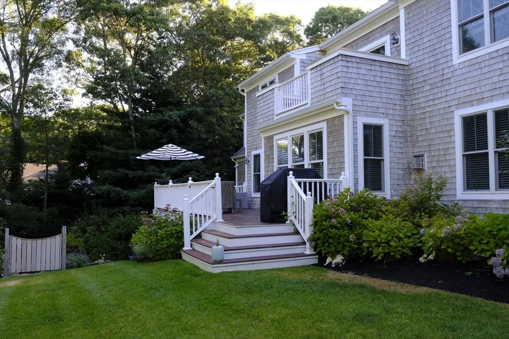 3 bed, 3 bath apartment for rent at 110 Clamshell Cove Rd Unit SF, Cotuit — photo 24 of 30