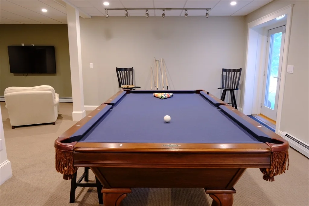 3 bed, 3 bath apartment for rent at 110 Clamshell Cove Rd Unit SF, Cotuit — photo 21 of 30