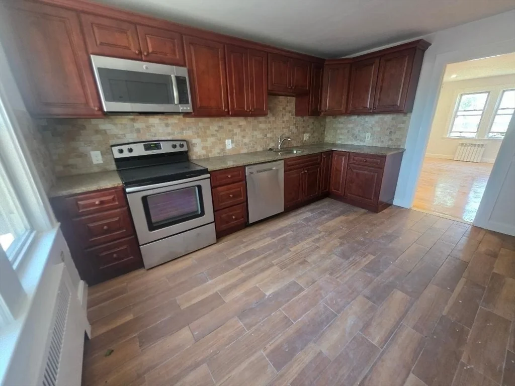 2 bed, 1 bath apartment for rent at 110 Clay St Unit 2, Wollaston — photo 5 of 11